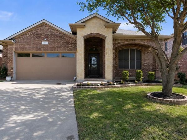 10204 Point Lobos Trail, Fort Worth, TX 76177