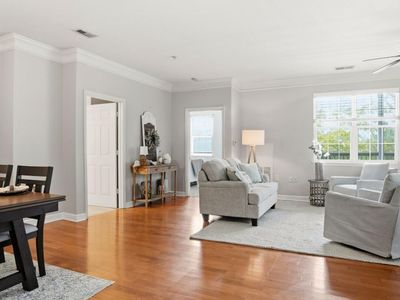 1533 Cambridge Lakes Drive, Unit 203d, Mount Pleasant, SC 29464