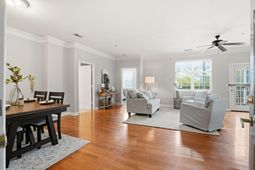 1533 Cambridge Lakes Drive photo 4