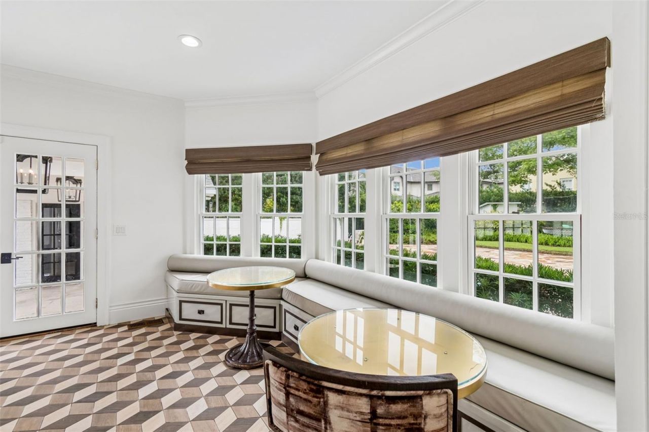 3313 W Mullen Avenue, Tampa, FL 33609 Photo