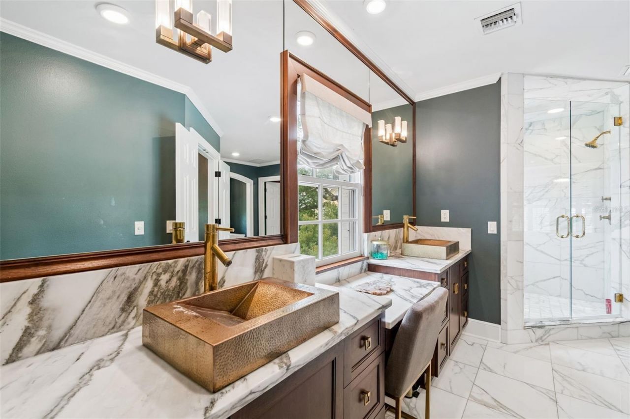 3313 W Mullen Avenue, Tampa, FL 33609 Photo