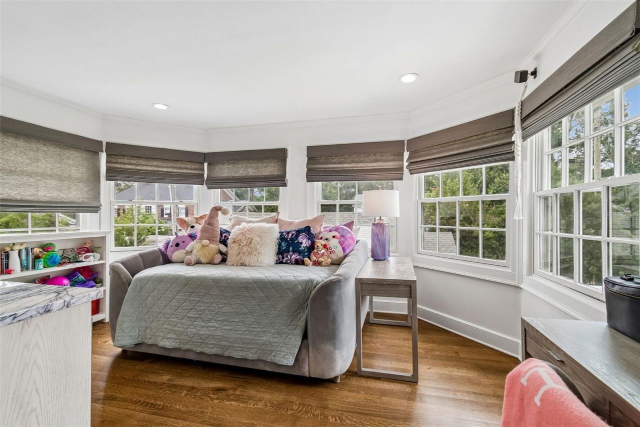 3313 W Mullen Avenue, Tampa, FL 33609 Photo