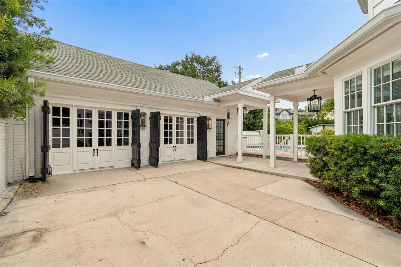 3313 W Mullen Avenue, Tampa, FL 33609 Photo