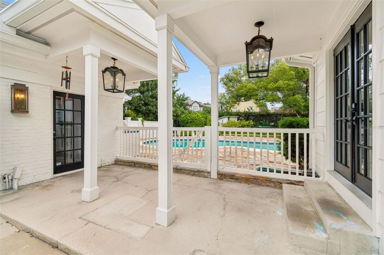 3313 W Mullen Avenue, Tampa, FL 33609 Photo
