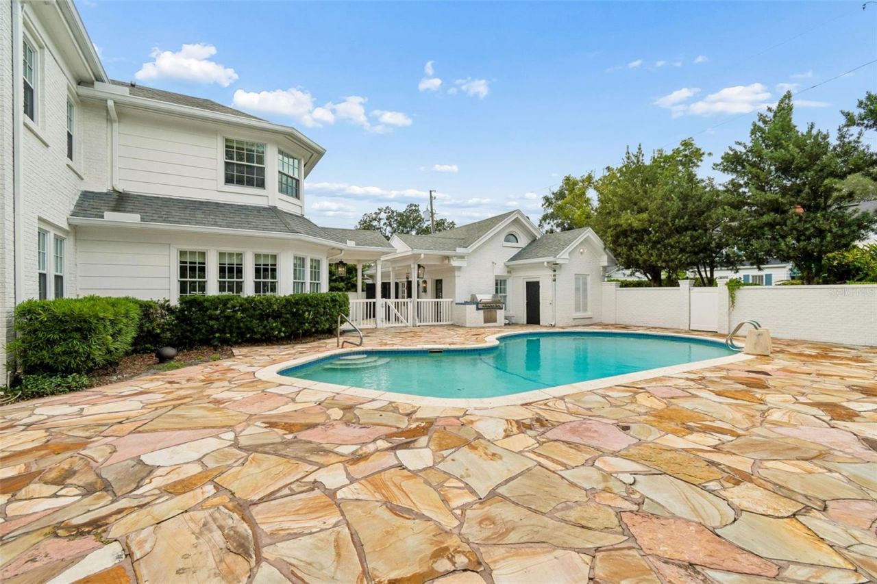 3313 W Mullen Avenue, Tampa, FL 33609 Photo