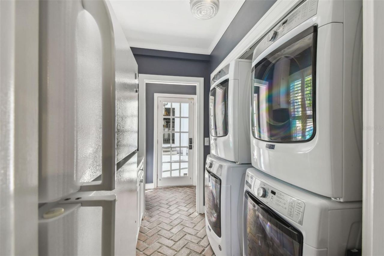 3313 W Mullen Avenue, Tampa, FL 33609 Photo