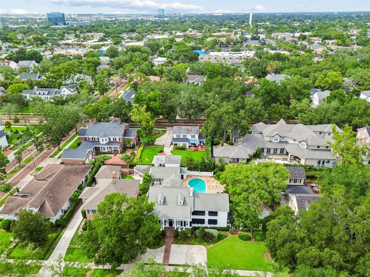 3313 W Mullen Avenue, Tampa, FL 33609 Photo