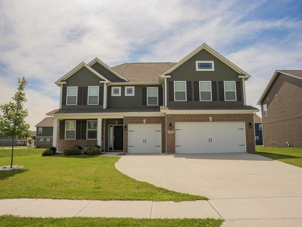 160 Thorpe Drive , Whiteland, IN 46184