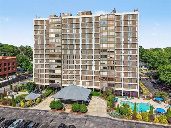 1101 N Elm Street, Unit 505, Greensboro, NC 27401