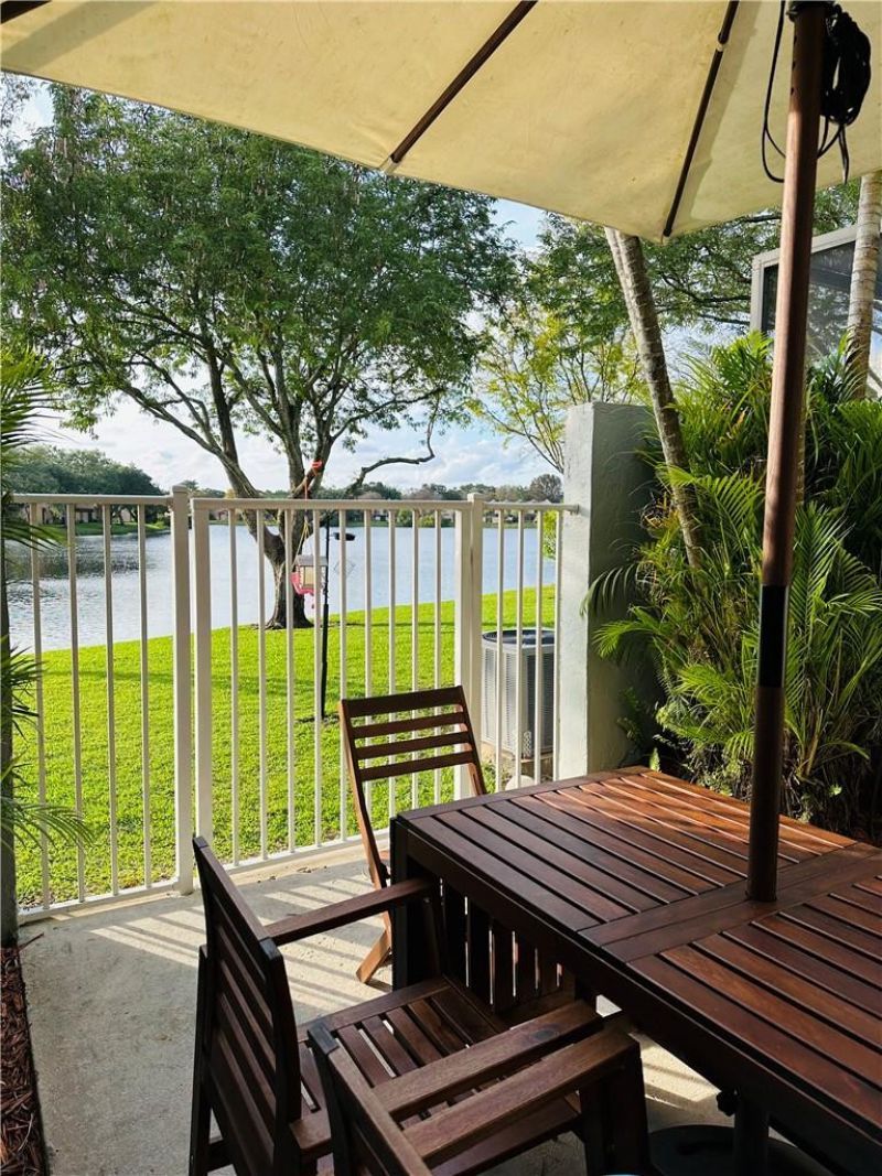 1168 NW 97th Avenue, Unit 232, Pembroke Pines, FL 33024 Photo