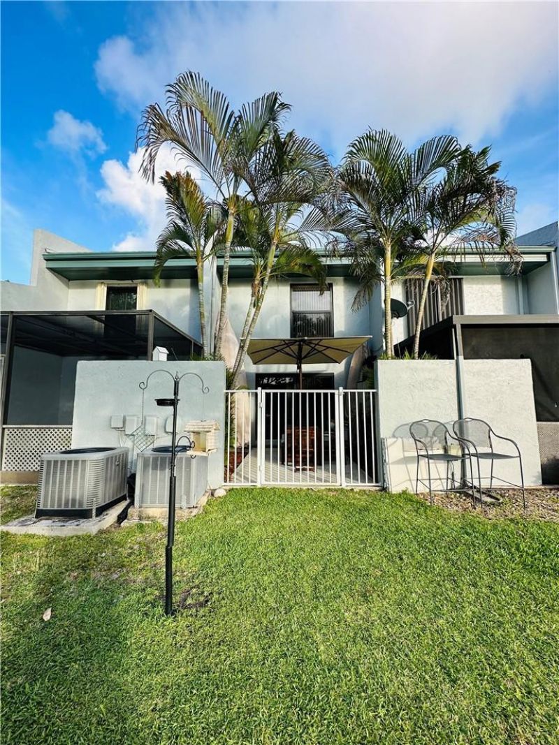 1168 NW 97th Avenue, Unit 232, Pembroke Pines, FL 33024 Photo