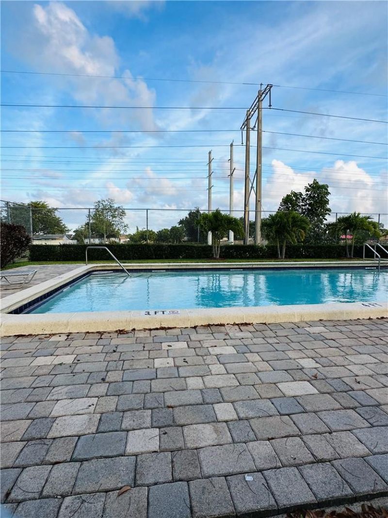 1168 NW 97th Avenue, Unit 232, Pembroke Pines, FL 33024 Photo