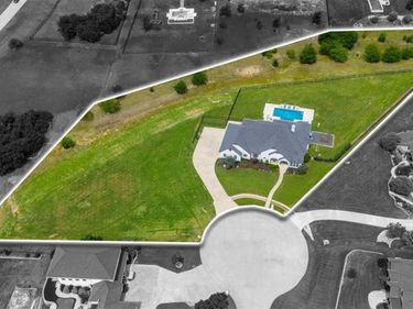 12150 Bella Parco Drive, Fort Worth, TX 76126