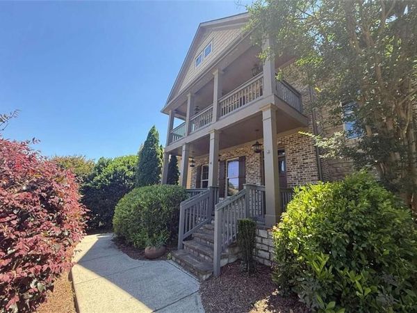 2294 Lake Cove Court , Buford, GA 30519