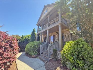 2294 Lake Cove Court, Buford, GA 30519