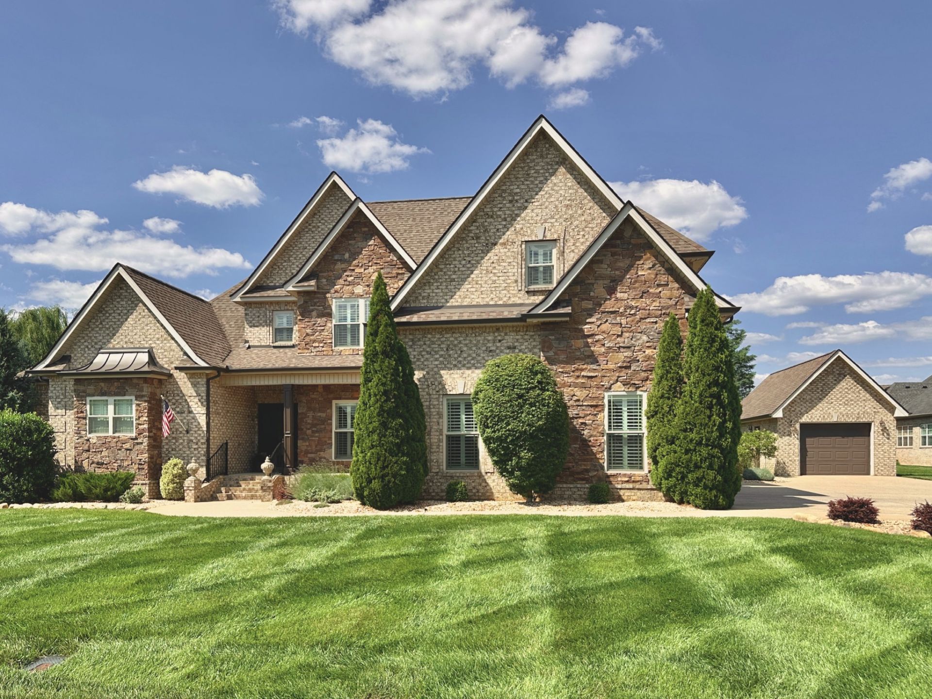 3126 Robinwood Dr, Murfreesboro, TN 37128 Main Photo