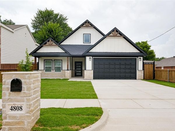 4808 Sunshine Drive , Fort Worth, TX 76105
