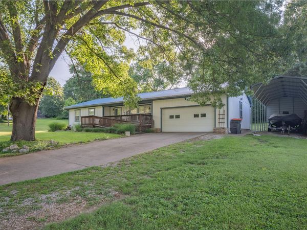 350 Glenwood Circle, Cassville, MO 65625