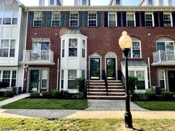209 Strull Ct, Bridgewater, NJ 08807