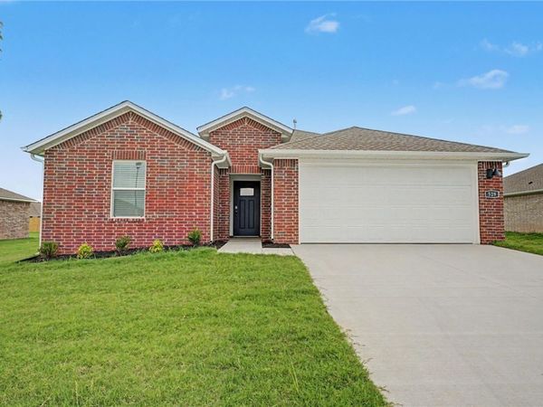 529 Nevada Street, Farmington, AR 72730