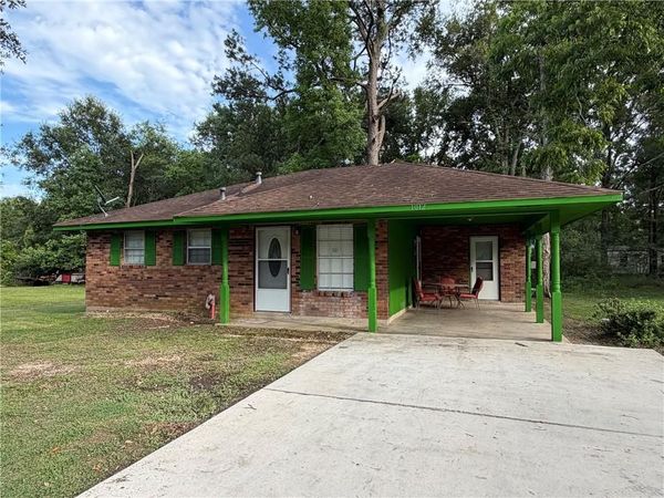 1012 VARNADO Street , Hammond, LA 70403