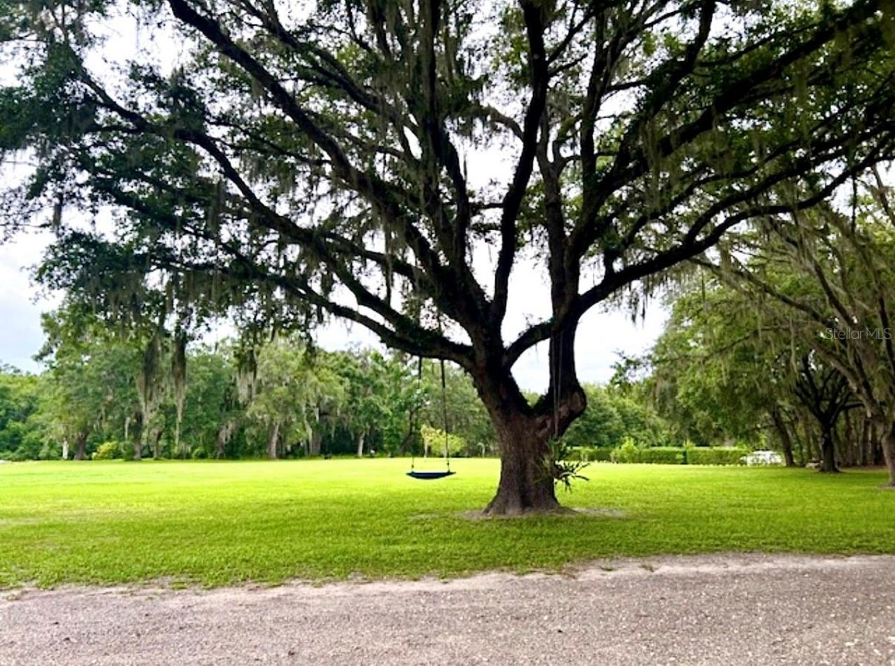528 Ashley Lane , Center Hill, FL 33514 Photo