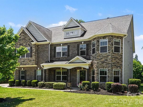 15301 Guthrie Drive, Huntersville, NC 28078