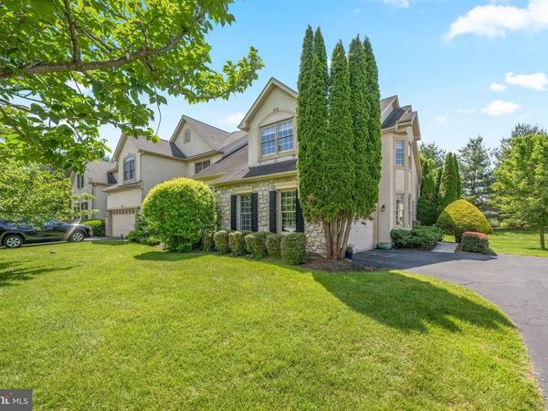 7 ELLISTON COURT , EXTON, PA 19341