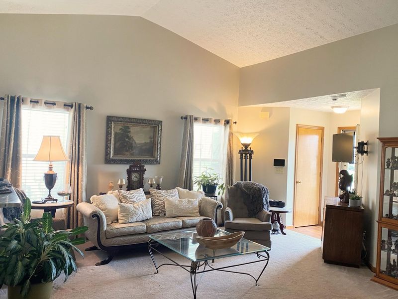 6764 Bennell Drive, Reynoldsburg, OH 43068 Photo 7