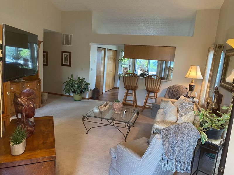 6764 Bennell Drive , Reynoldsburg, OH 43068 Photo 9