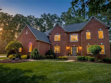 255 Pamilla Circle , Avon Lake, OH 44012