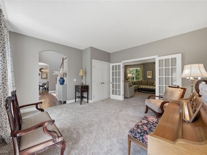 255 Pamilla Circle , Avon Lake, OH 44012 Photo 6
