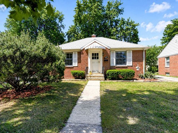 1607 Glenwood Avenue , Joliet, IL 60435