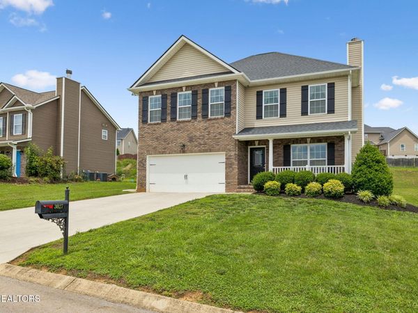 3027 Crosswinds Lane, Sevierville, TN 37876