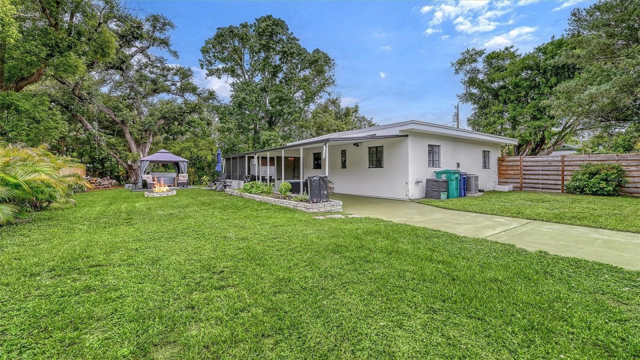 1301 6th Street W, Palmetto, FL 34221 Photo