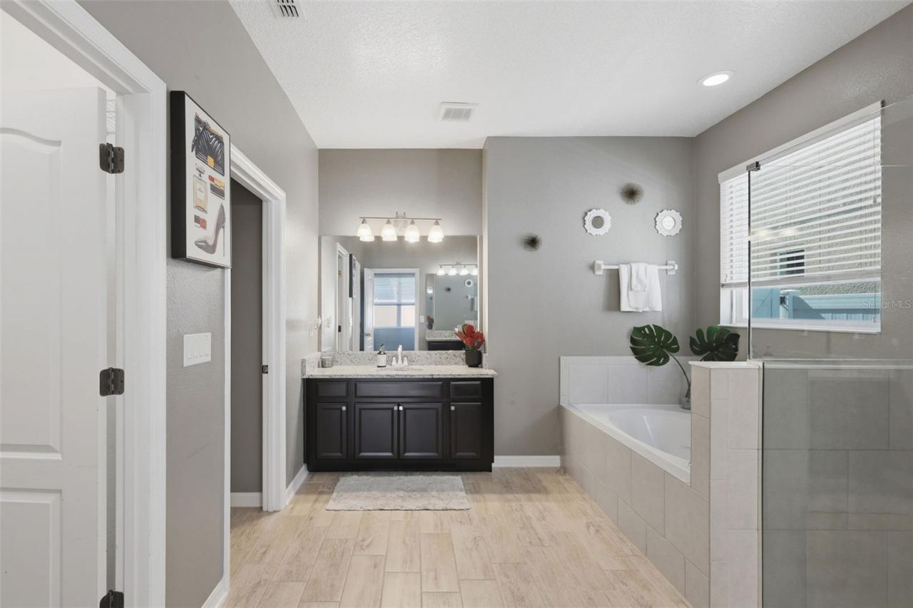 2618 Peony Drive, Oviedo, FL 32766 Photo