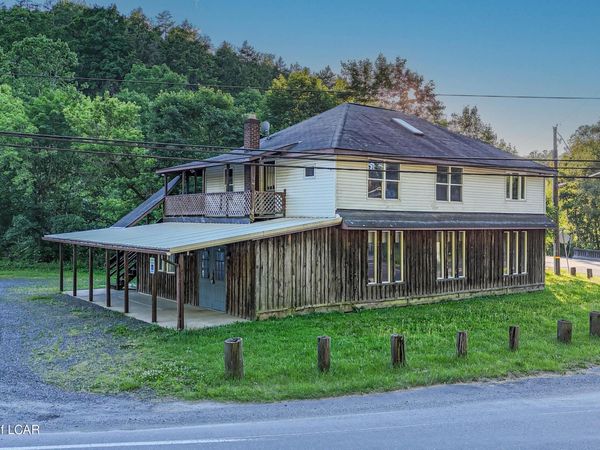 116 Ringtown Boulevard, Ringtown, PA 17967