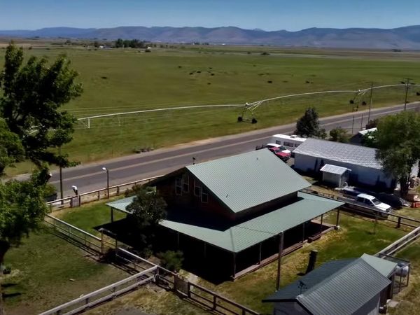 92586 Water Users Lane, Lakeview, OR 97630