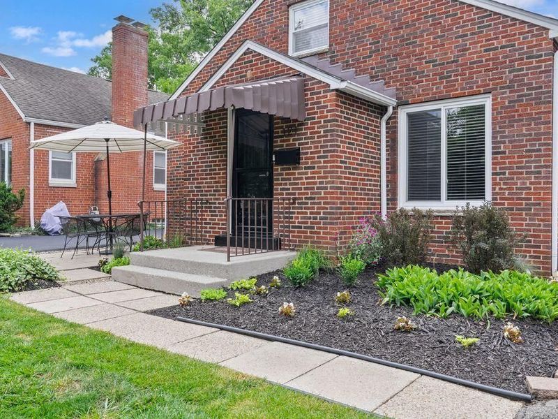 121 E Beechwold Boulevard, Columbus, OH 43214 Photo 3