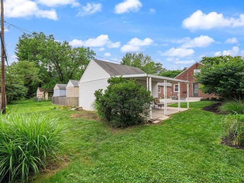 121 E Beechwold Boulevard, Columbus, OH 43214 Photo 39