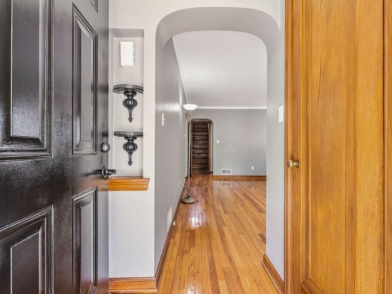 121 E Beechwold Boulevard, Columbus, OH 43214 Photo 9