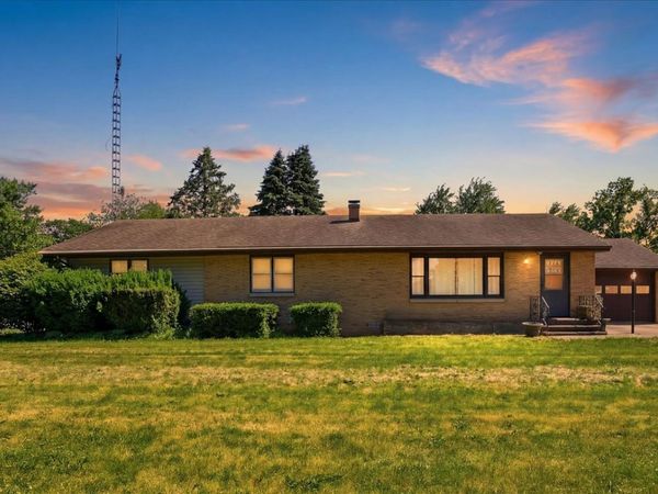 108 E Grant Street , Arrowsmith, IL 61722