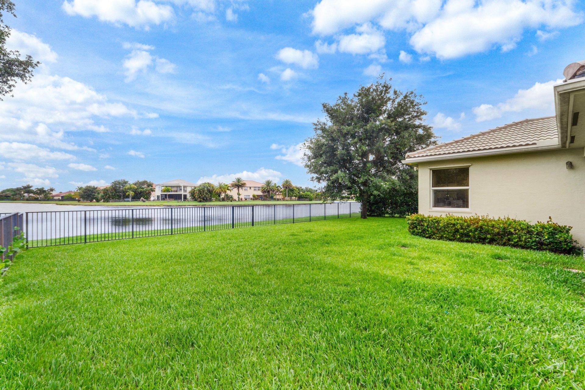 2404 Bellarosa Circle, Royal Palm Beach, FL 33411 Photo
