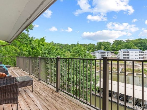 87 Circle Edge Drive , Unit 19-3A, Four Seasons, MO 65049