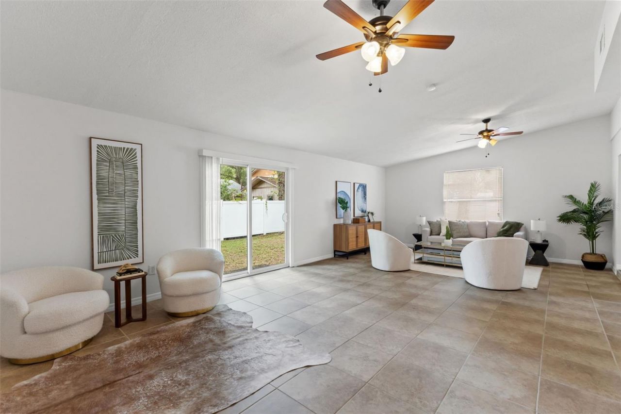 5116 Serena Drive, Tampa, FL 33617 Photo