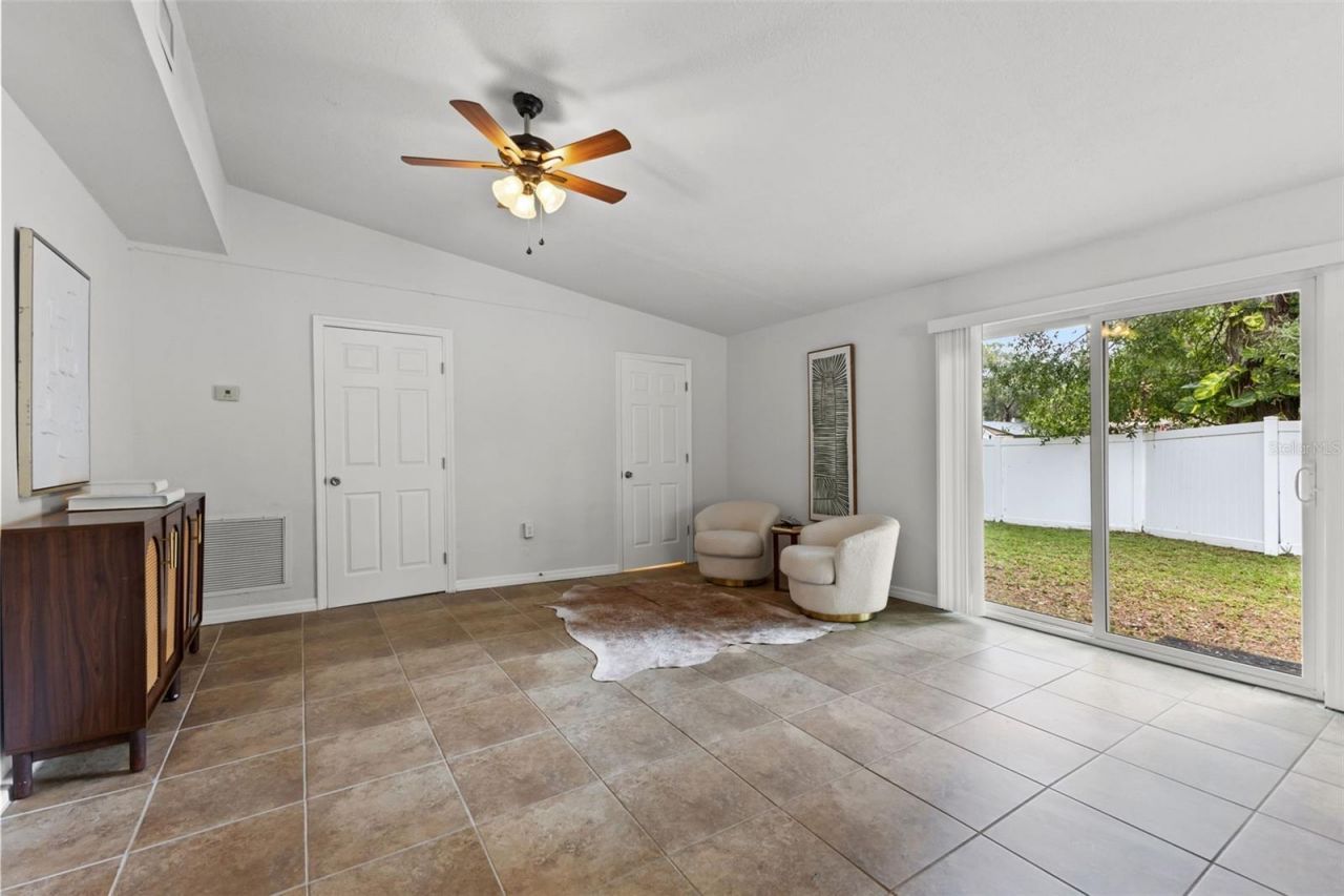 5116 Serena Drive, Tampa, FL 33617 Photo