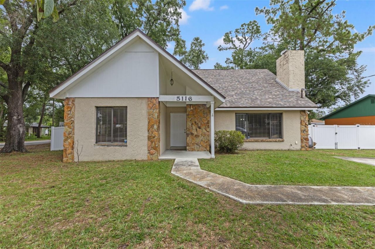 5116 Serena Drive, Tampa, FL 33617 Photo
