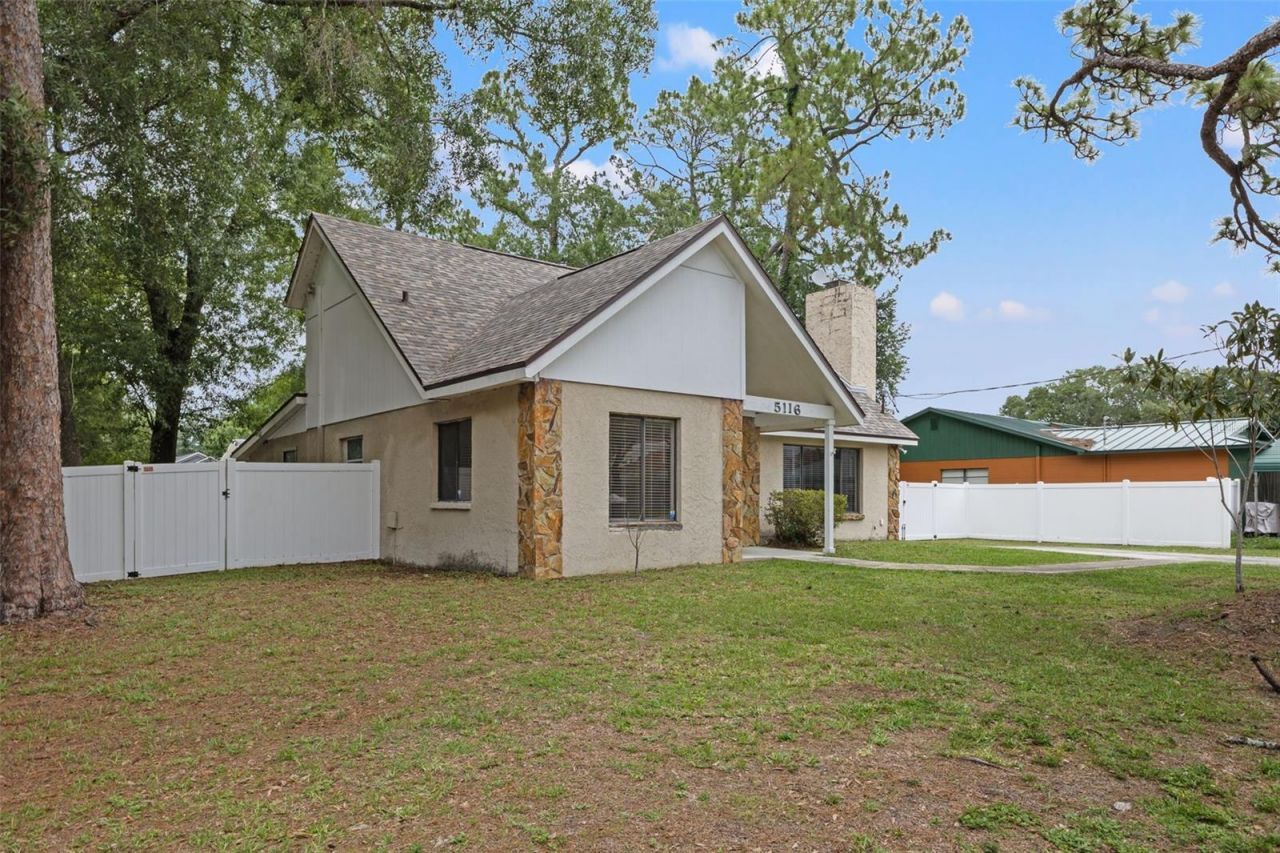 5116 Serena Drive, Tampa, FL 33617 Photo