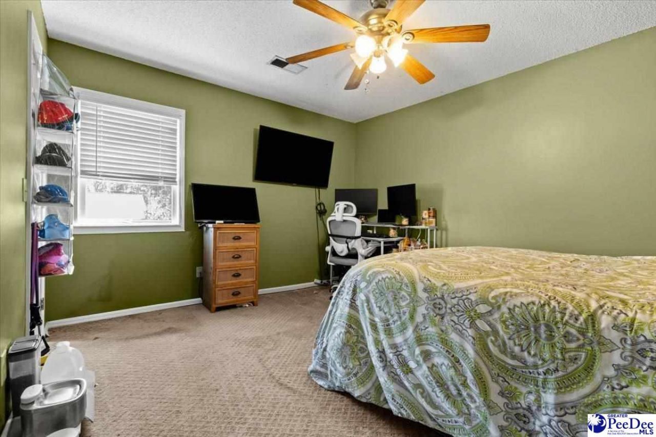 1436 Chandler Circle Photo 18