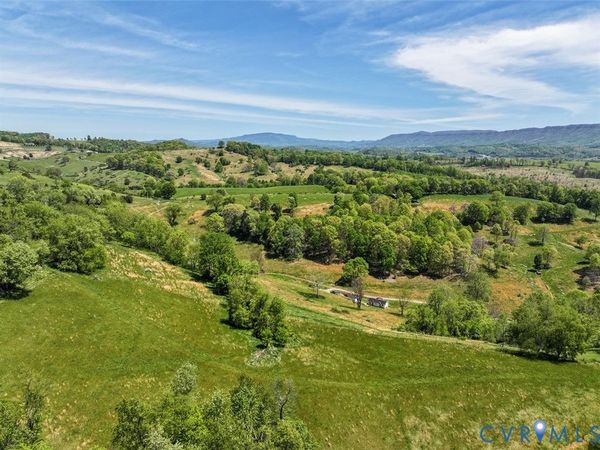 453 Long Hollow Road , Cleveland, VA 24225